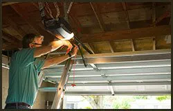 Security Garage Door Repair Service, Niwot, CO 303-952-6126 - serv-repair-gr-33m